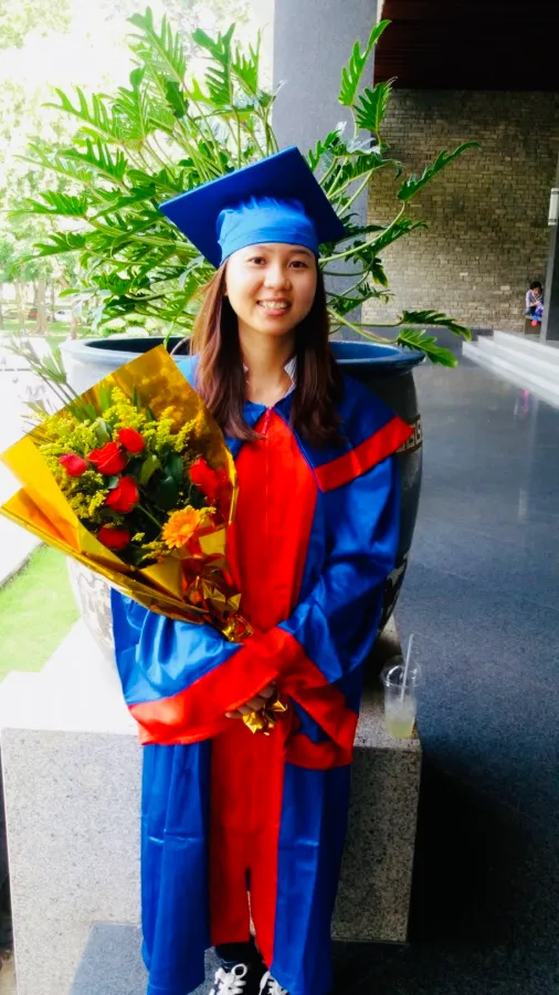 Thắm tốt nghiệp Kiến trúc